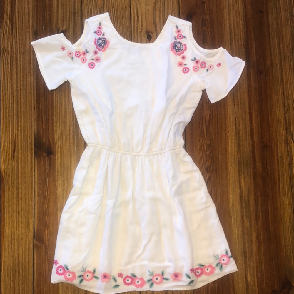Abercrombie Kids White Dress w/ Embroiled Flowers